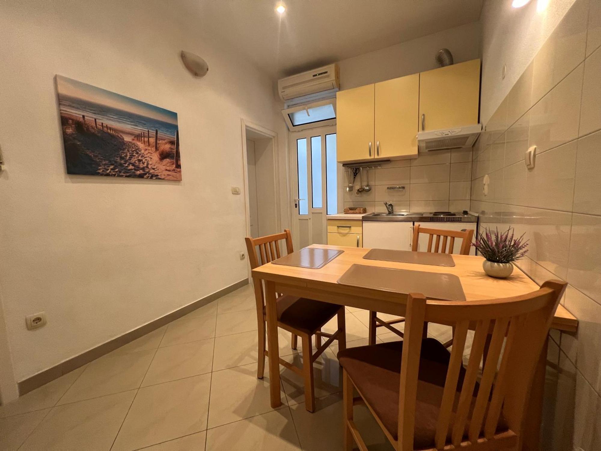 Story Apartment Baška Voda Екстериор снимка