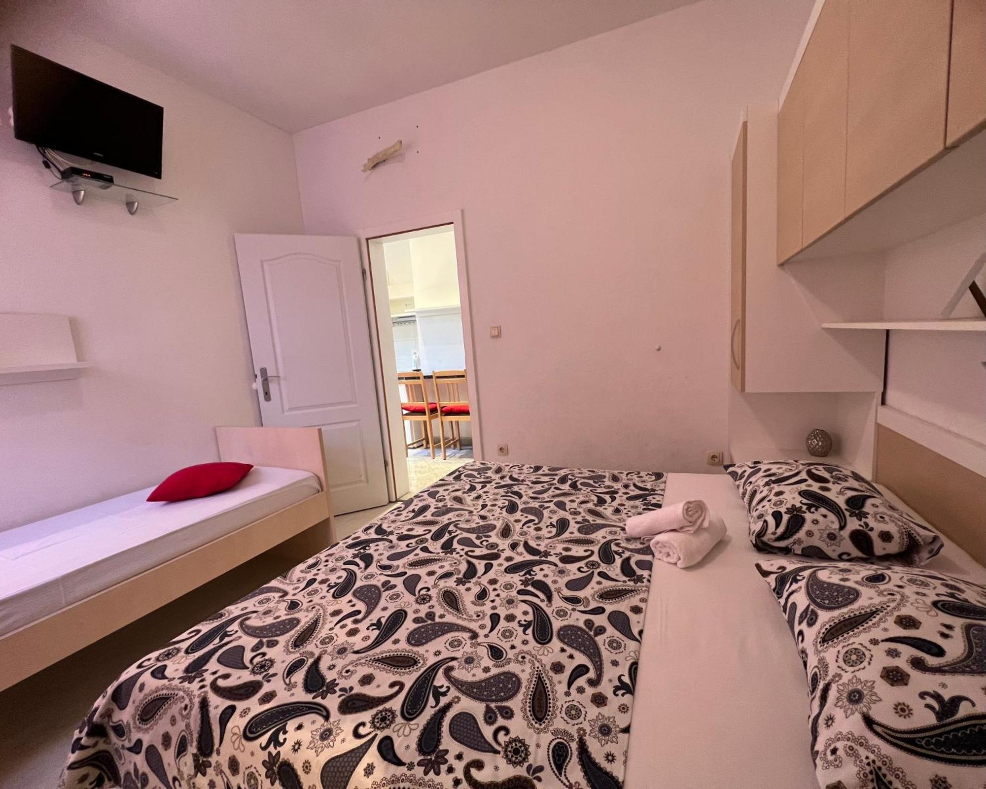 Story Apartment Baška Voda Екстериор снимка